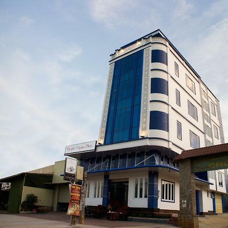 Hotel Nguyen Phuoc Pleiku Zewnętrze zdjęcie