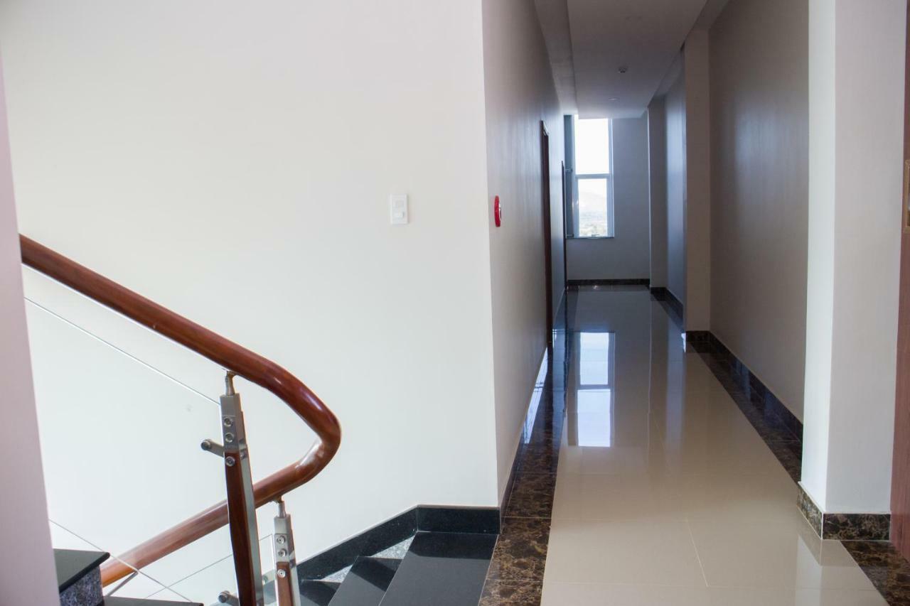 Hotel Nguyen Phuoc Pleiku Zewnętrze zdjęcie