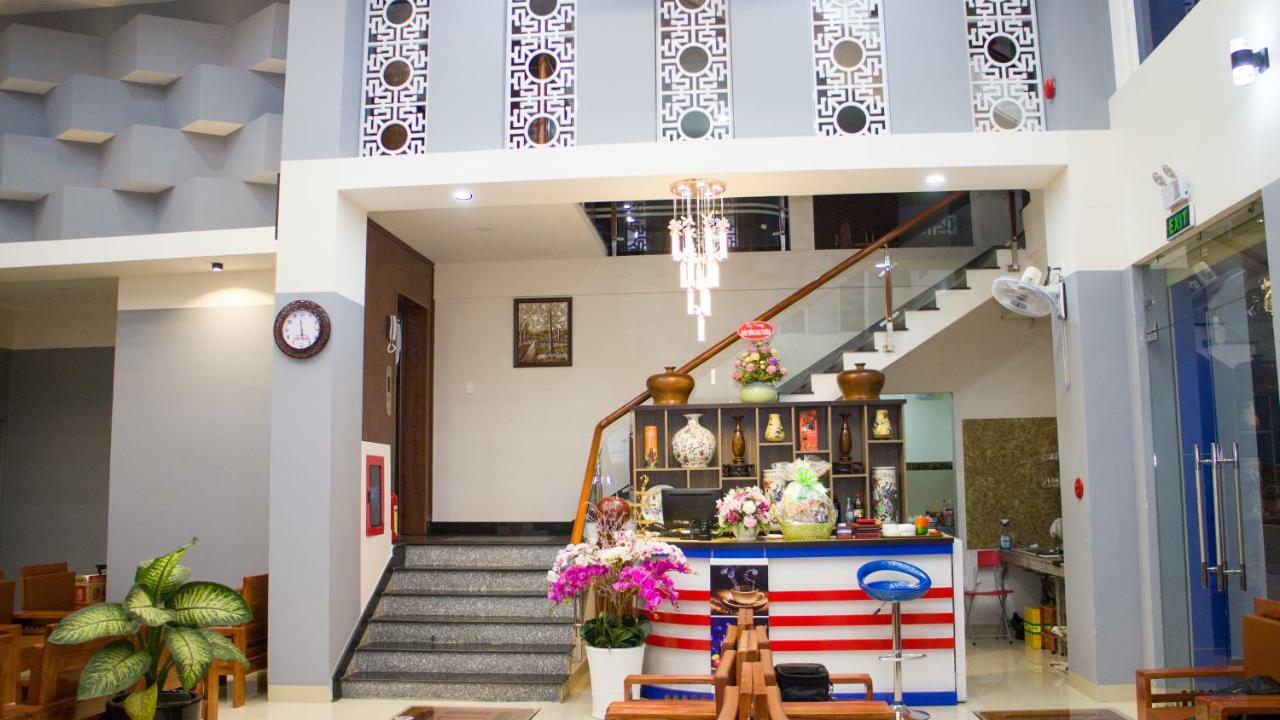 Hotel Nguyen Phuoc Pleiku Zewnętrze zdjęcie