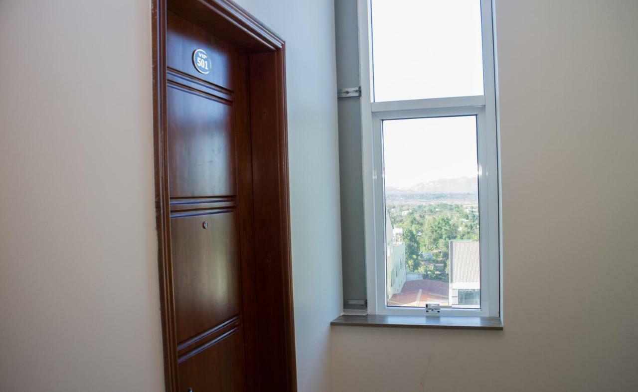 Hotel Nguyen Phuoc Pleiku Zewnętrze zdjęcie